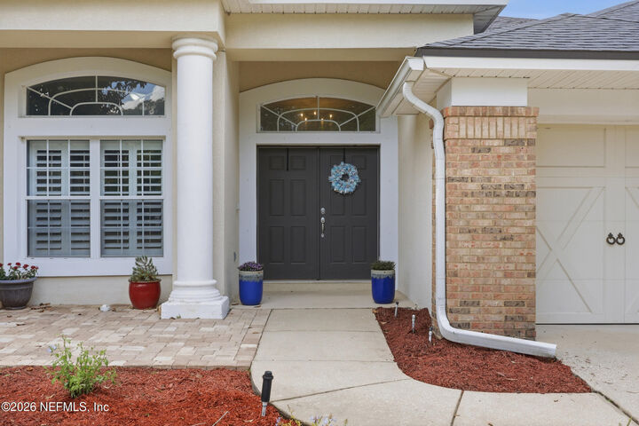 Property Photo: 13418 Long Cypress Trail FL 32223