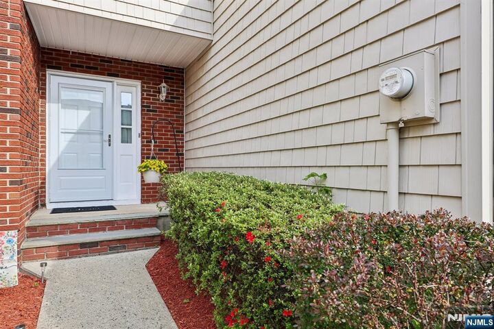 Property Photo:  80 Lexington Lane  NJ 07470 