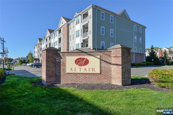 Property Photo:  503 Bushes Lane  NJ 07407 