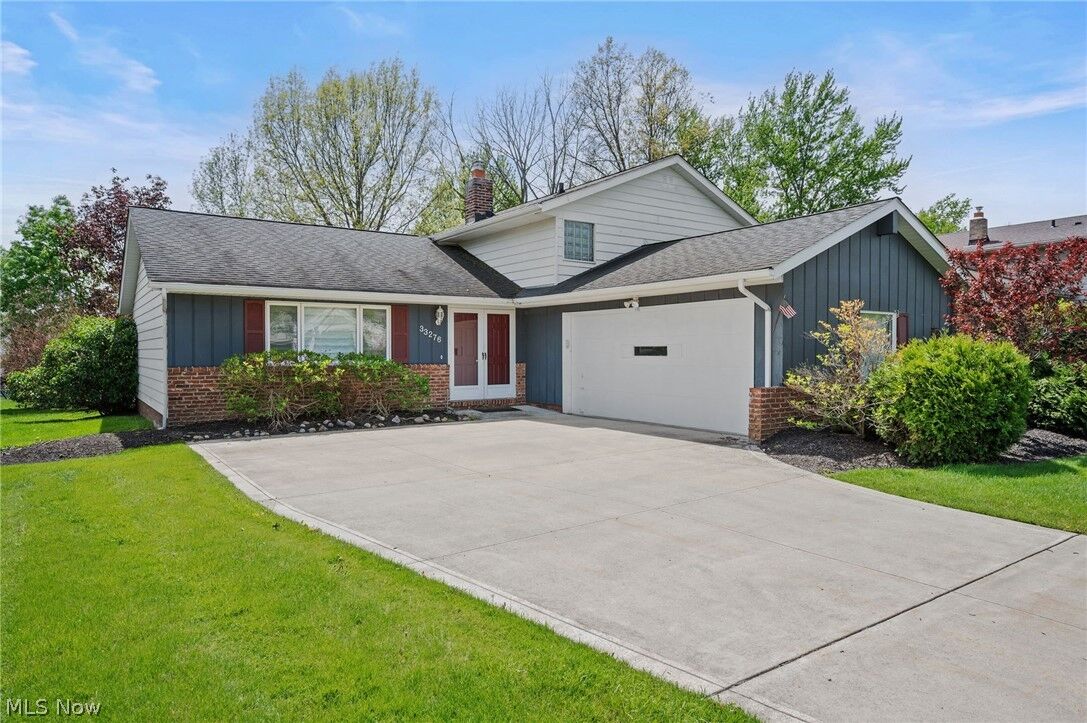 Property Photo:  33276 Tallyho Drive  OH 44139 