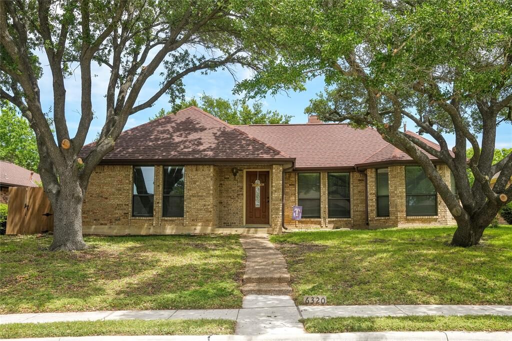 Property Photo: 6320 Leasa Court TX 75048