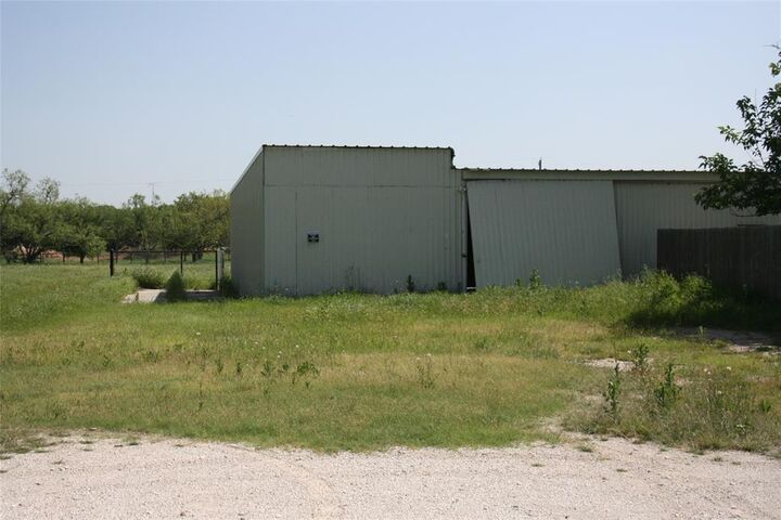 Property Photo:  103 Wolf Circle  TX 76450 