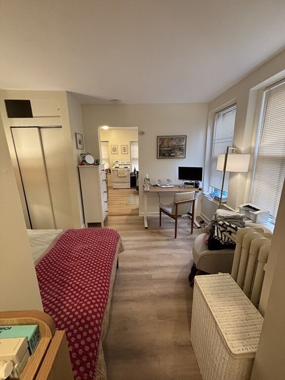 Property Photo:  68 Myrtle 7  MA 02114 