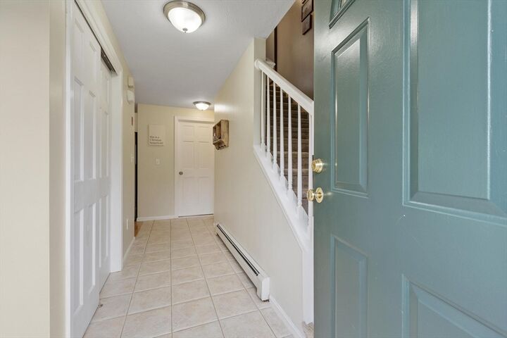 Property Photo:  19 Fieldstone Dr  MA 01440 