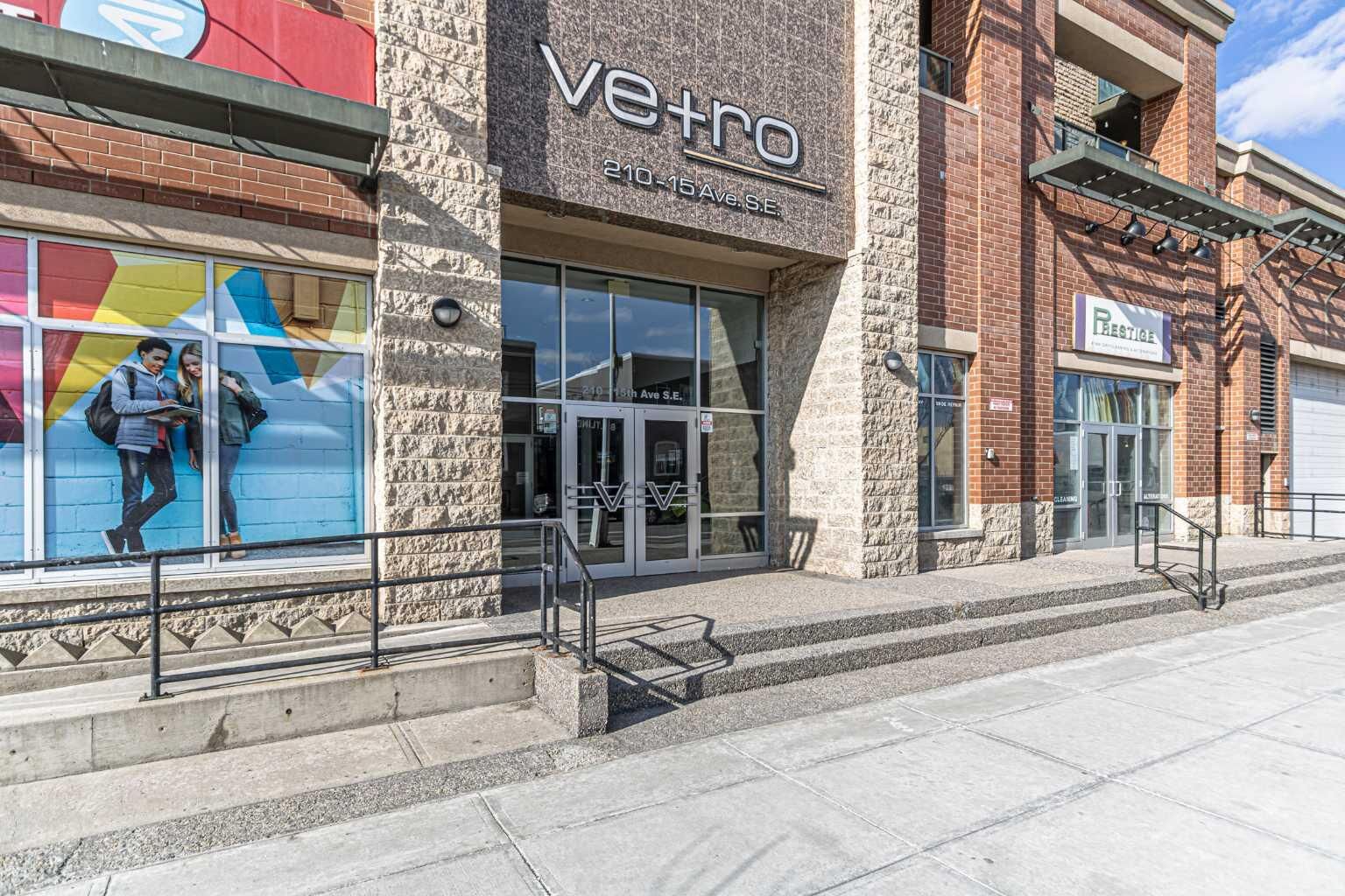 Property Photo: 210 15 Avenue SE 3206 AB T2G 0B5