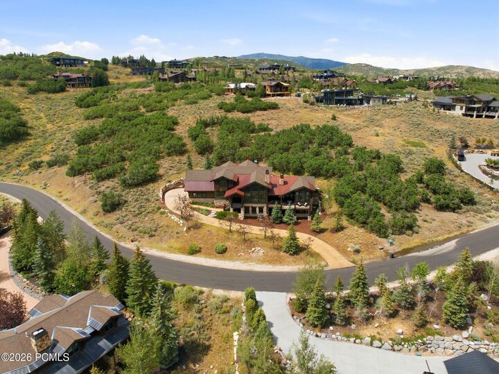 Property Photo: 8235 N Sunrise Loop UT 84098