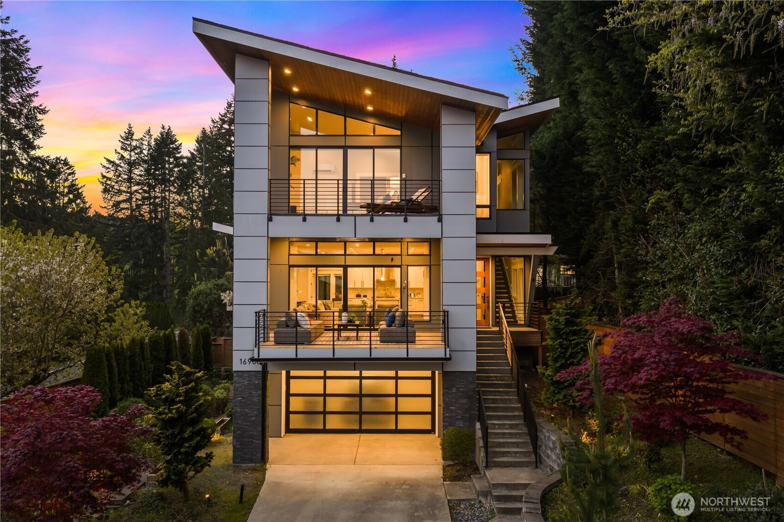 Property Photo:  16908 SE 34th Street  WA 98008 