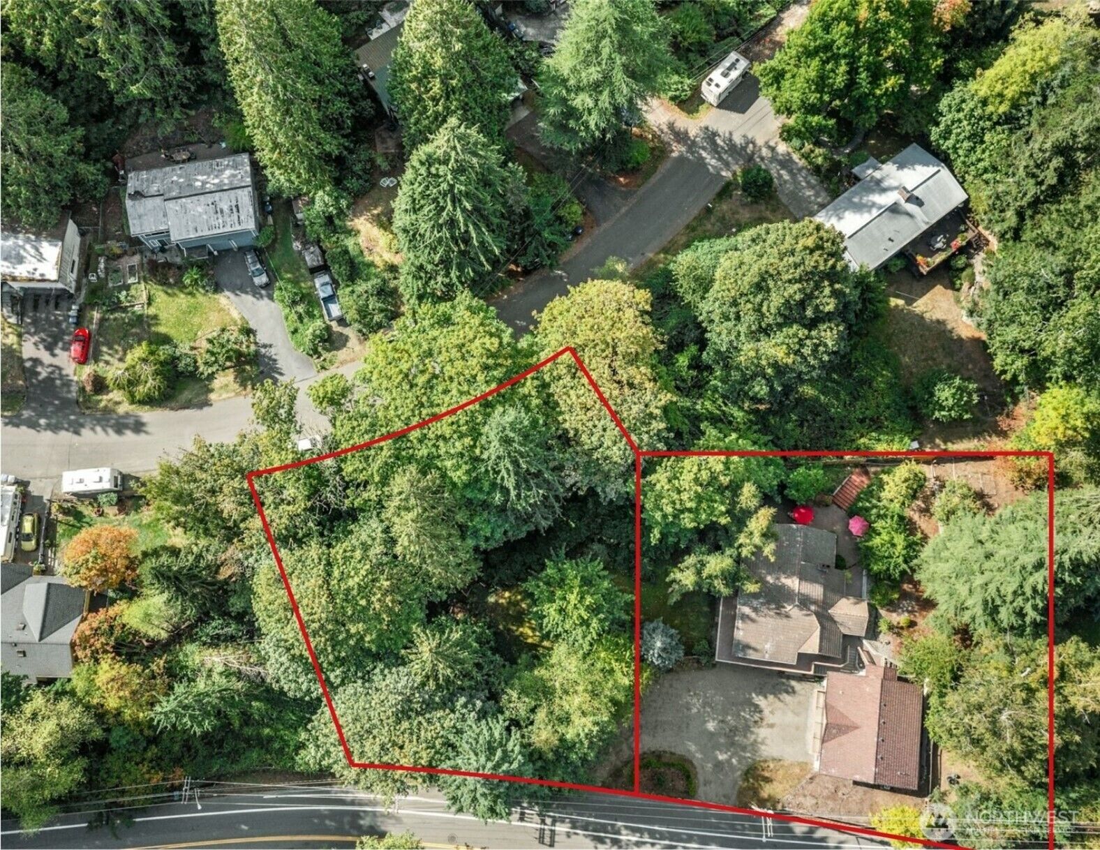 Property Photo:  18901  61 Avenue NE  WA 98028 