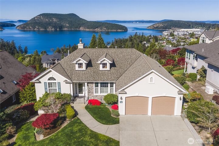 Property Photo:  4116  Marine Heights Way  WA 98221 