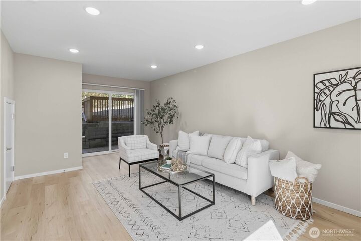 Property Photo:  3536 S Brandon Street B  WA 98118 