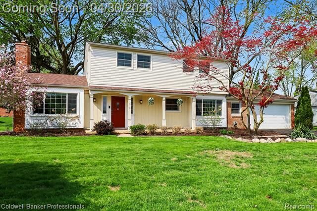 Property Photo:  30184 Fiddlers Green  MI 48334 