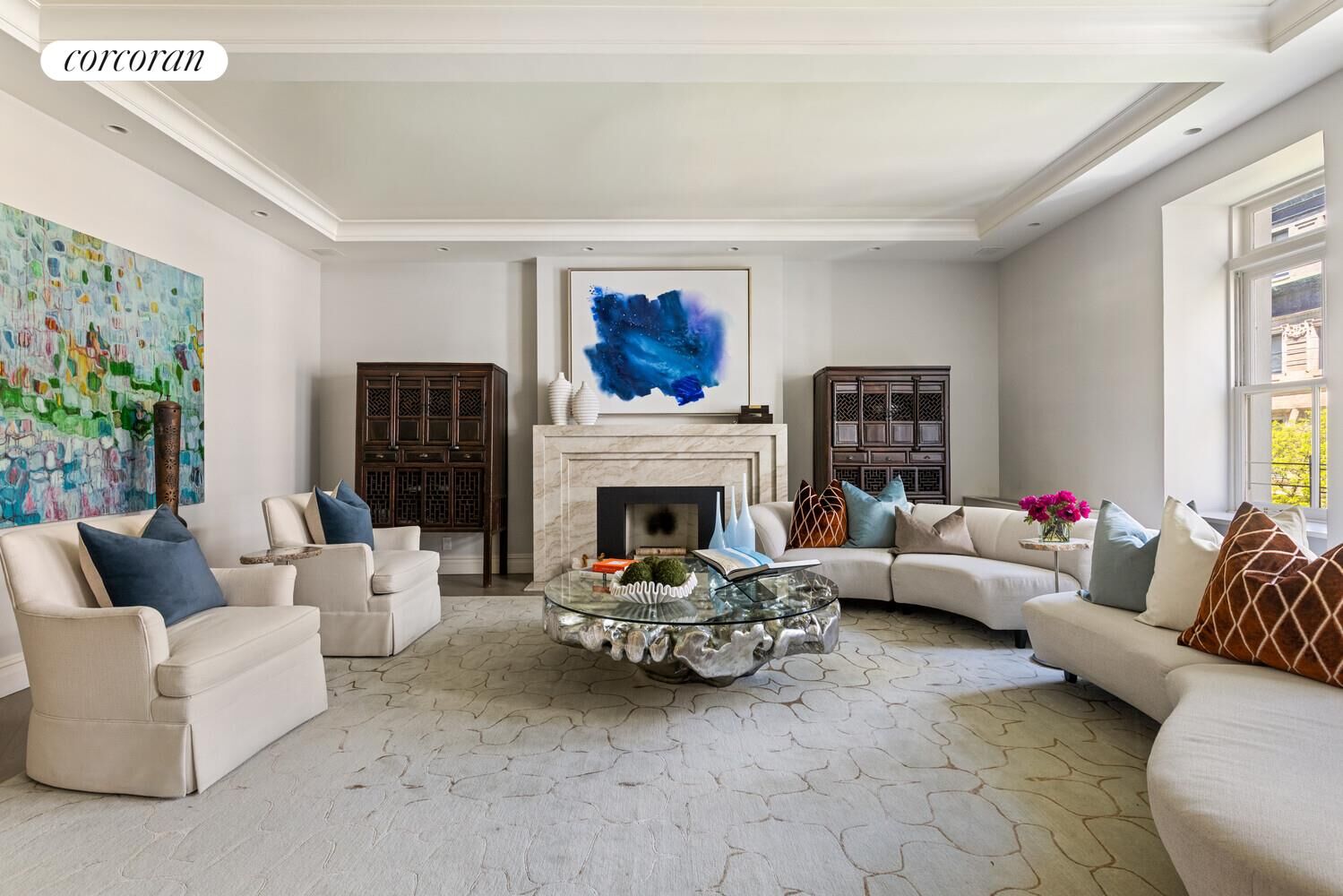 Property Photo:  22 E 82nd Street 5  NY 10028 