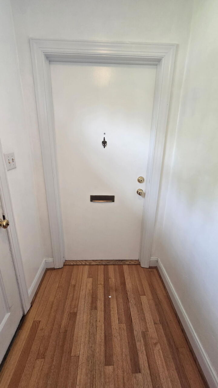 Property Photo:  1924 Arden Rd SW  VA 24015 