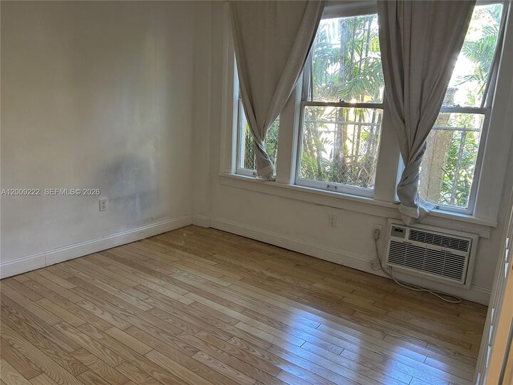 Property Photo:  1615 Pennsylvania Ave 9  FL 33139 