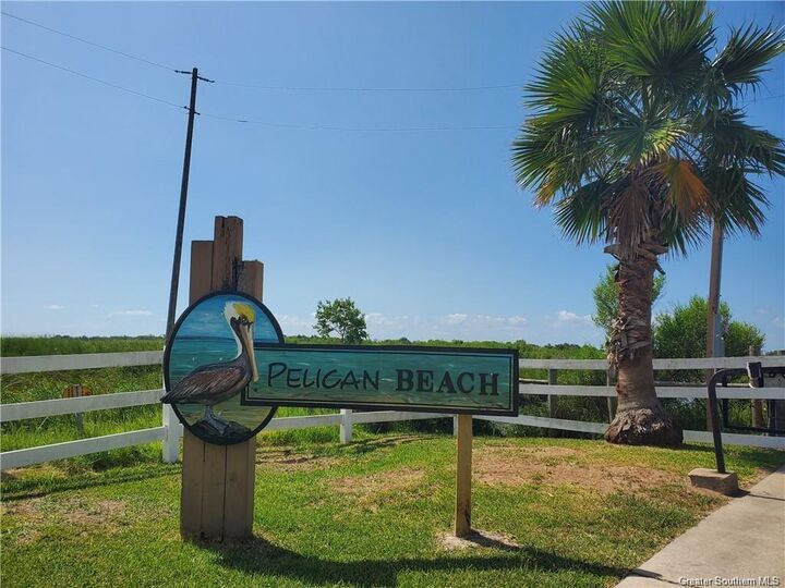 Property Photo:  17 Pelican Beach Drive  LA 70631 