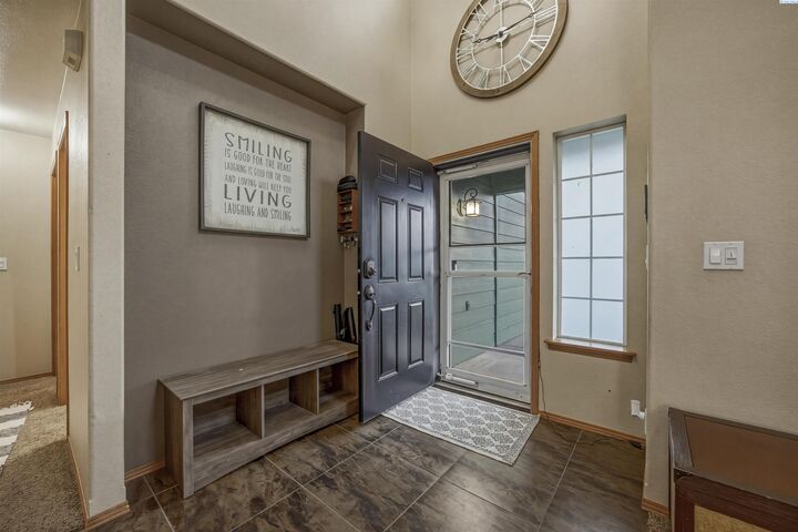 Property Photo:  3313 S Buntin Street  WA 99337 