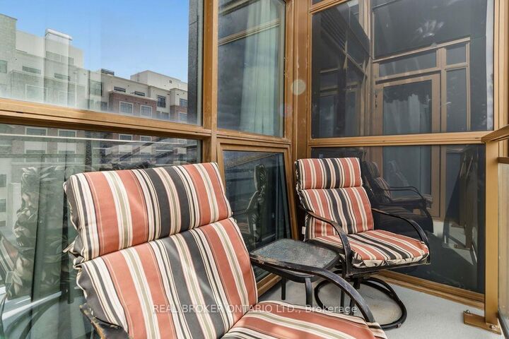Property Photo: 2333 Khalsa Gate 706 ON L7M 0X7