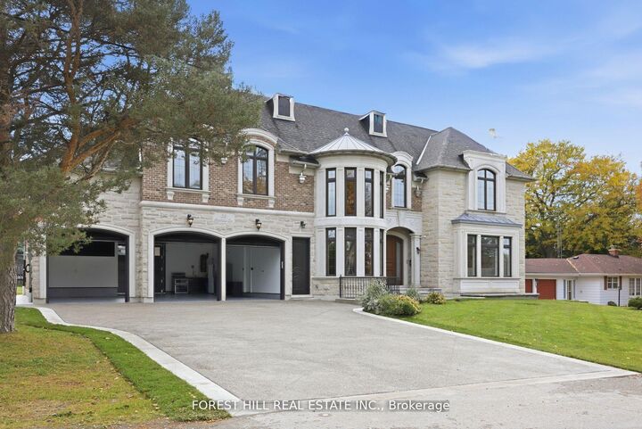 Property Photo: 39 Patricia Drive E ON L7B 1H5
