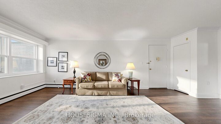 Property Photo: 824 Brant Street 9 ON L7R 2J5