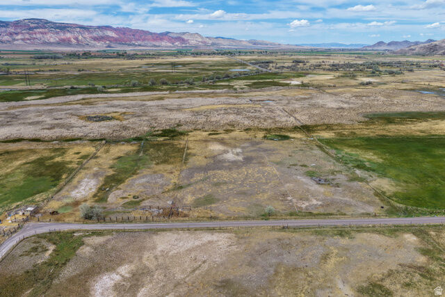 Property Photo: 200 N 1000 W UT 84730