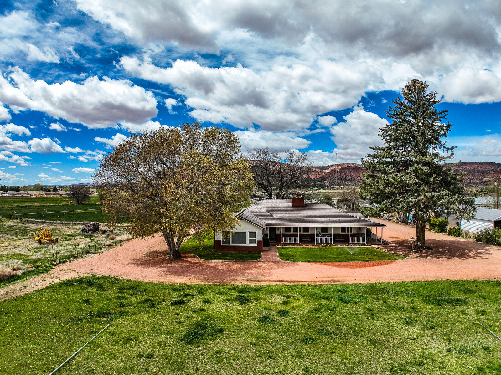 Property Photo:  818 S Hwy 89A  UT 84741 