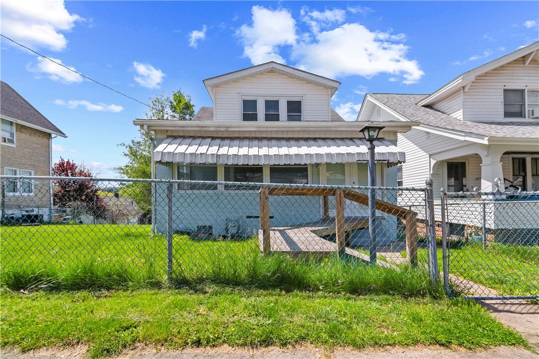 Property Photo:  1365 Orchard Ave  PA 15068 