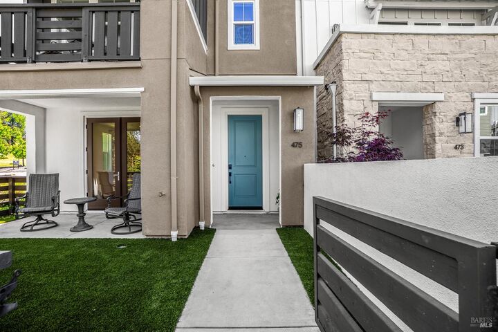 Property Photo:  475 Semillon Lane  CA 95403 