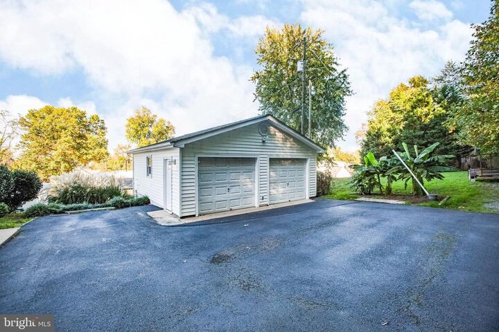 Property Photo:  6181 3rd Street  VA 22485 