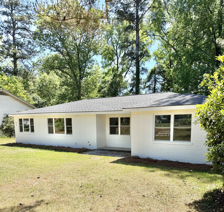 Property Photo:  944 Park Street  SC 29115 