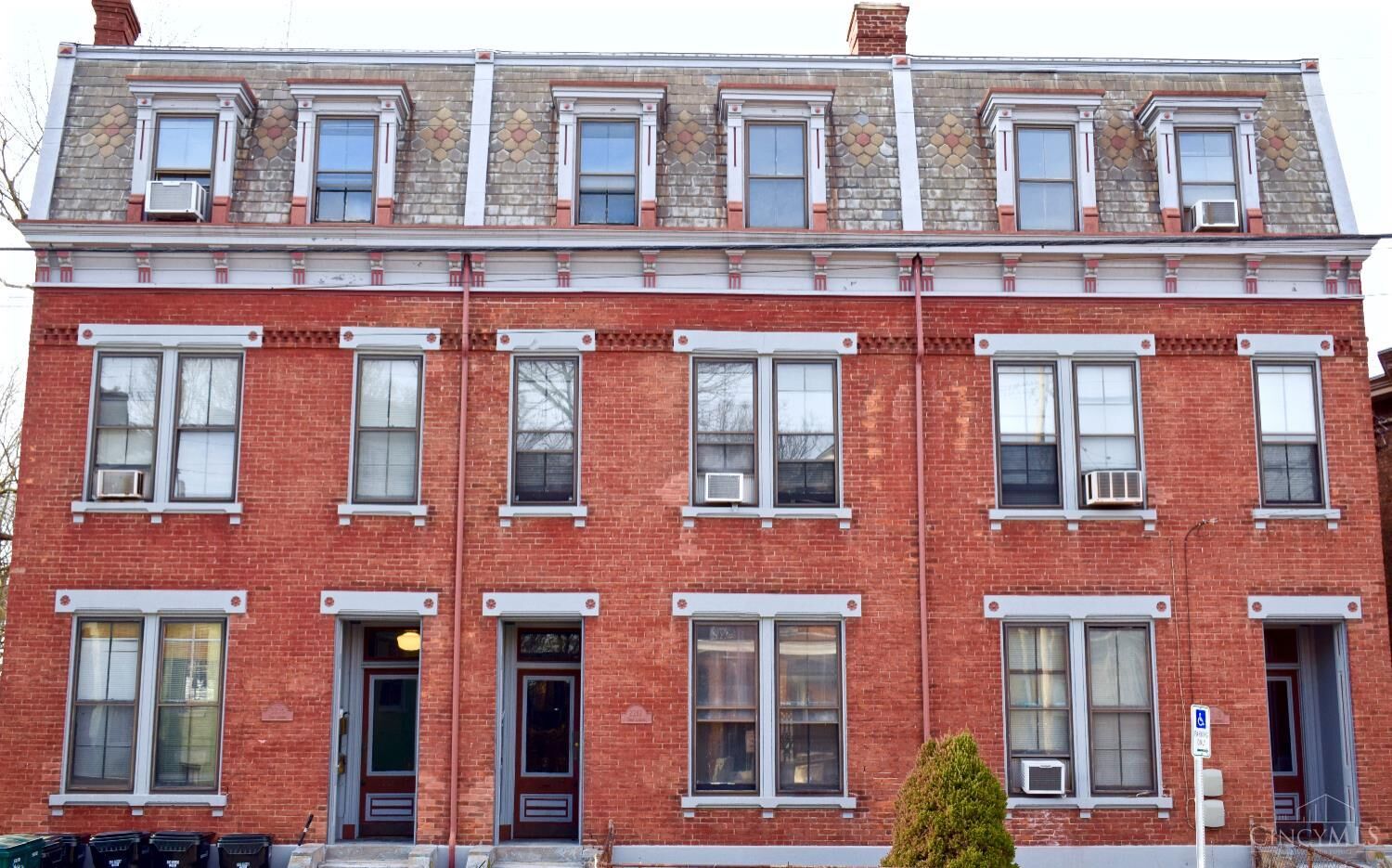 Property Photo:  2215 Ohio Avenue  OH 45219 