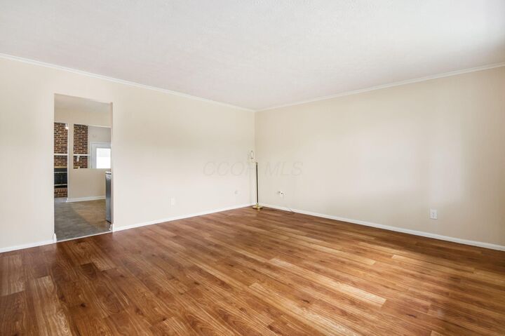 Property Photo:  5620 Fescue Drive  OH 43026 