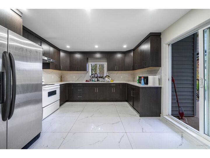 Property Photo: 12965 98 Avenue BC V3T 1B3