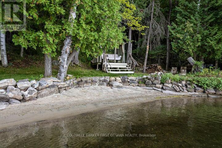 Photo de la propriété:  4712 Briton Houghton Bay Road  ON K0G 1V0 