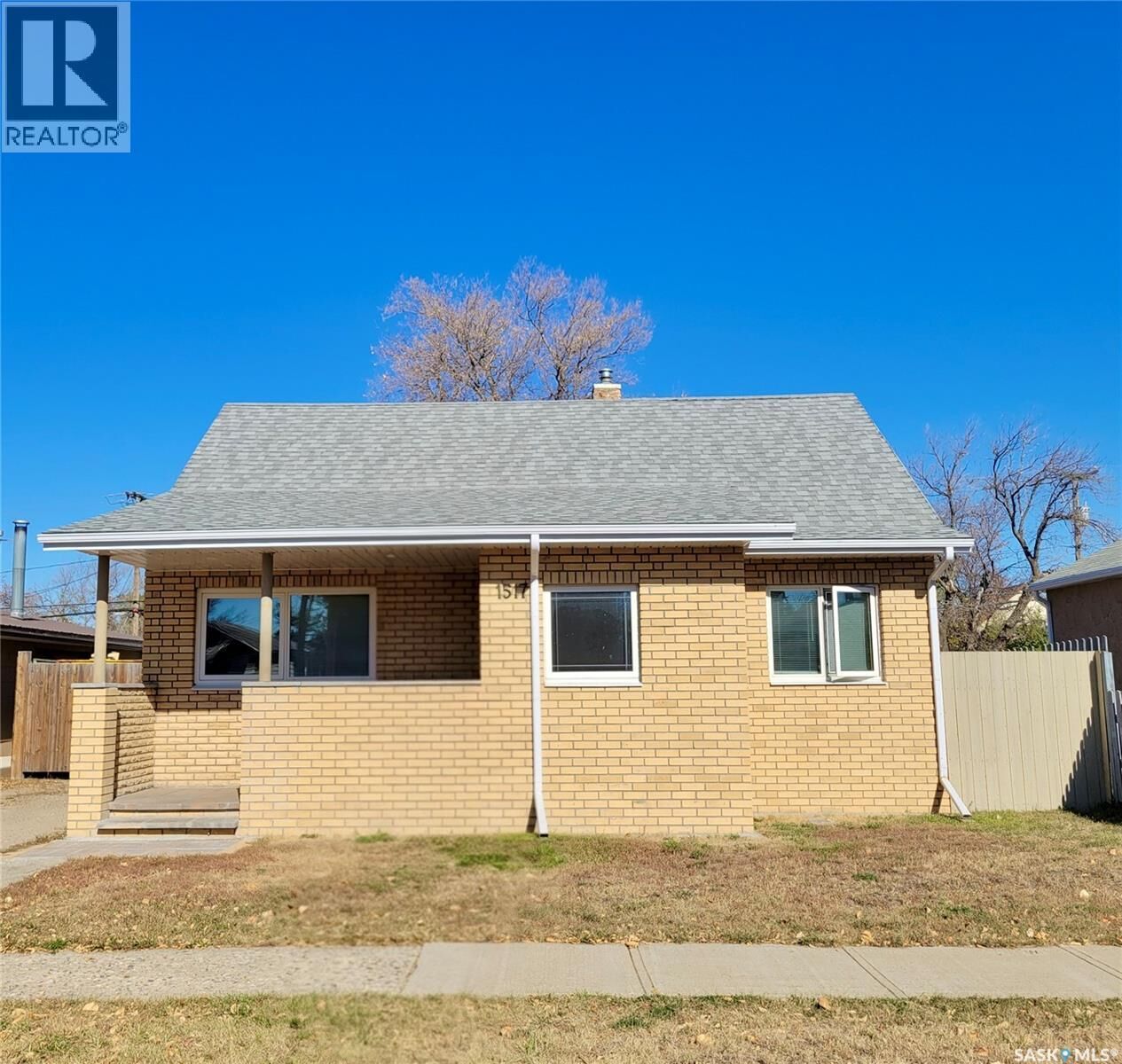 Property Photo:  1517 3rd Street  SK S4A 0S5 