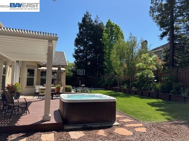 Property Photo:  453 Old Oak Rd  CA 94550 