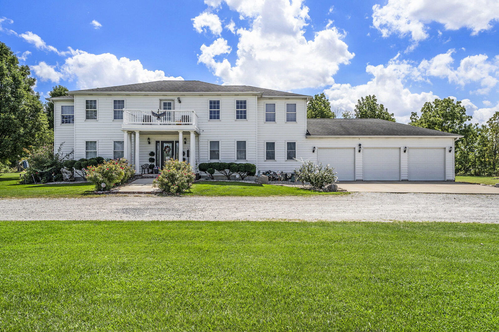 Property Photo:  928 N Calumet Avenue  IN 46304 