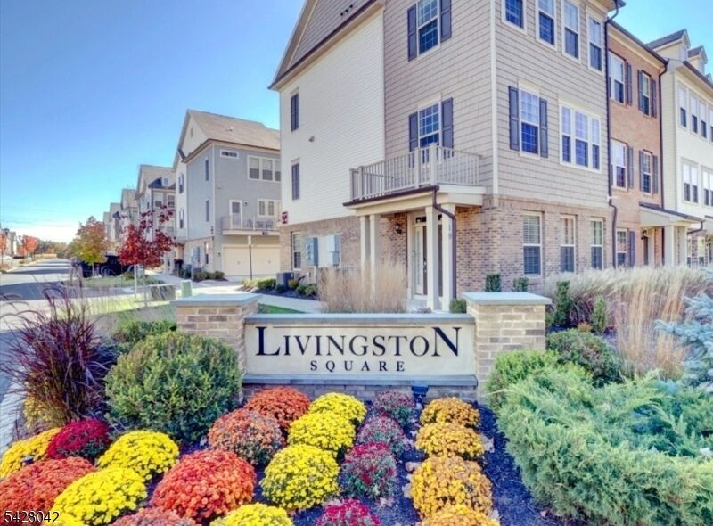 Property Photo:  33 Ambrosia Ct  NJ 07039 