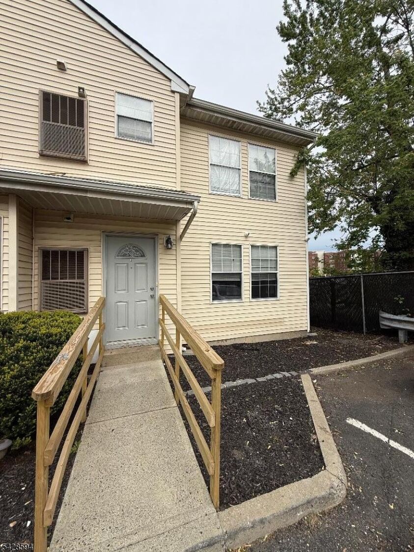 Property Photo:  501 Morris Ave  NJ 07208 