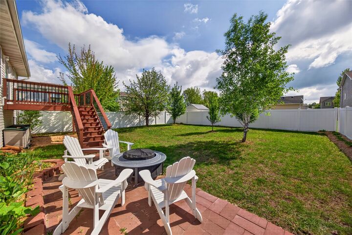 Property Photo:  335 SE Whitetail Lane  IA 50263 