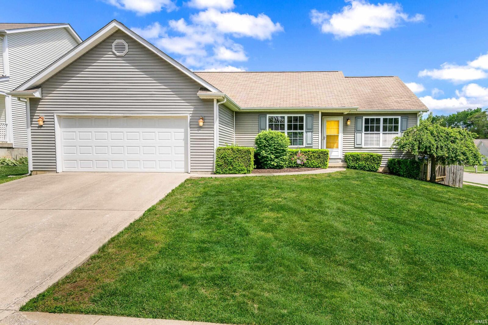 Property Photo:  3024 N Ruffy'S Way  IN 47404 