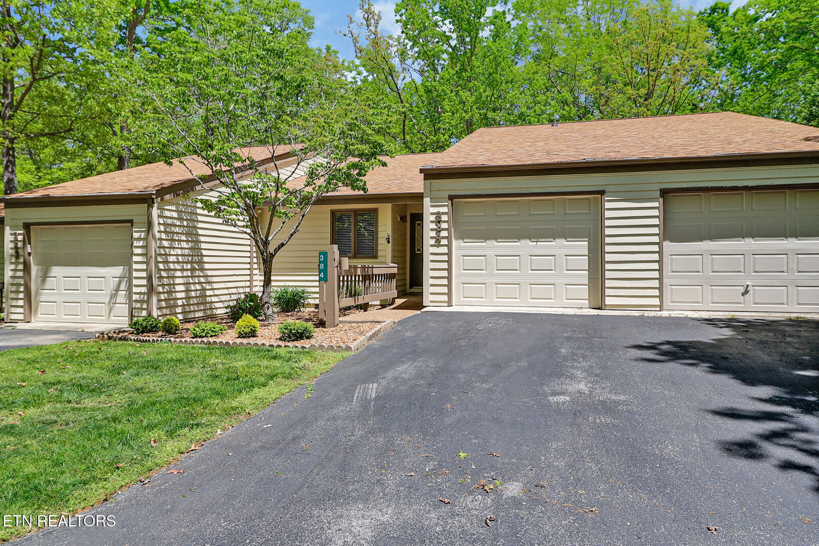 Property Photo:  384 Lake Catherine Court  TN 38558 