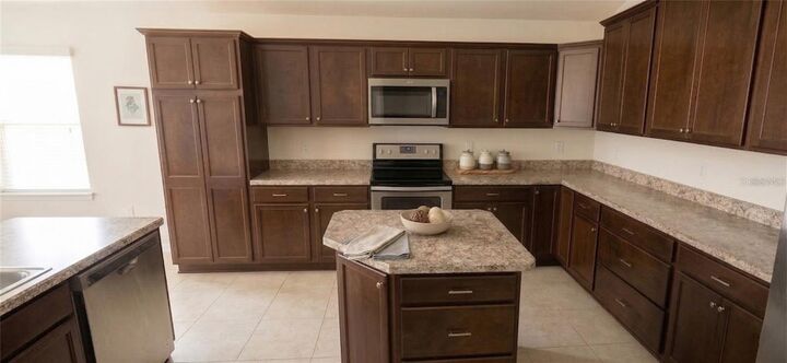 Property Photo:  3074 Brine Way  FL 32163 
