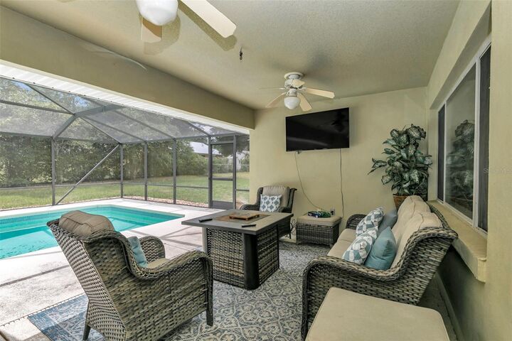 Property Photo: 3585 SE 55th Court FL 34480