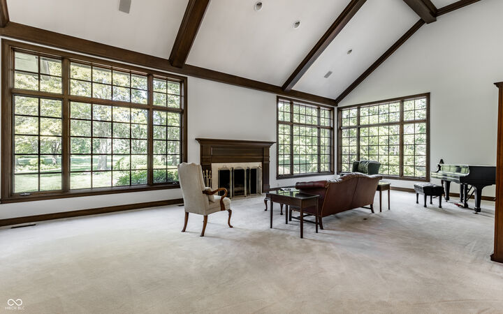 Property Photo: 14300 Oakbrook Court IN 46033