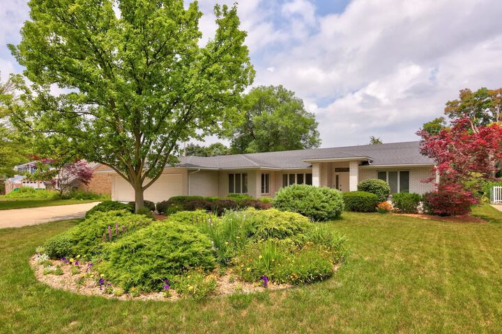 Property Photo:  3485 Highland Drive  MI 48706 