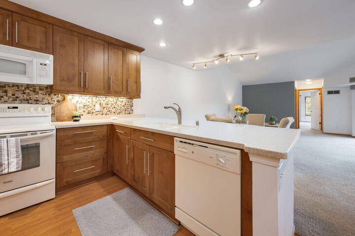 Property Photo:  1600 W Green Tree Rd 319  WI 53209 