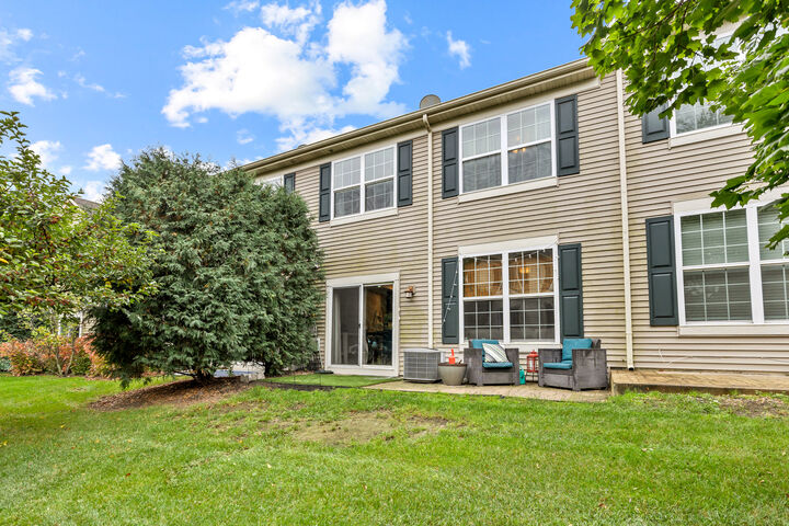 Property Photo:  10009 Cummings Street  IL 60142 