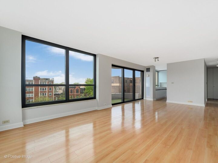 Property Photo:  2020 N Lincoln Park West 4M  IL 60614 