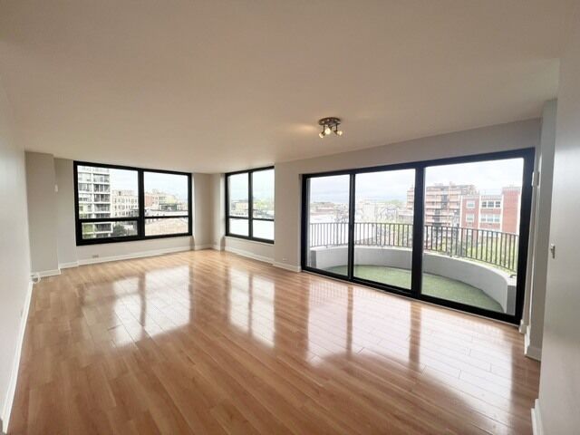 Property Photo:  2020 N Lincoln Park West 4M  IL 60614 