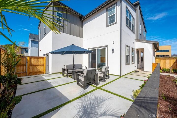 Property Photo:  160 Earthwood Lane  CA 93401 